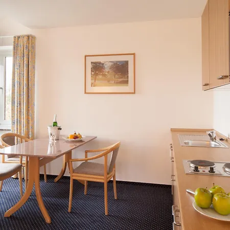 Hotel Heidehof Garni 4*