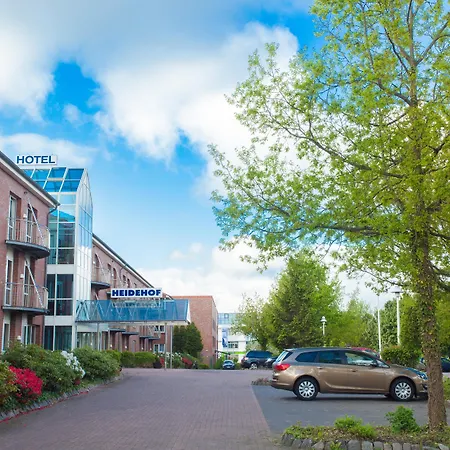 赫德霍夫加尔尼酒店 4*