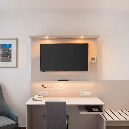 Heidehof Garni מלון Büdelsdorf