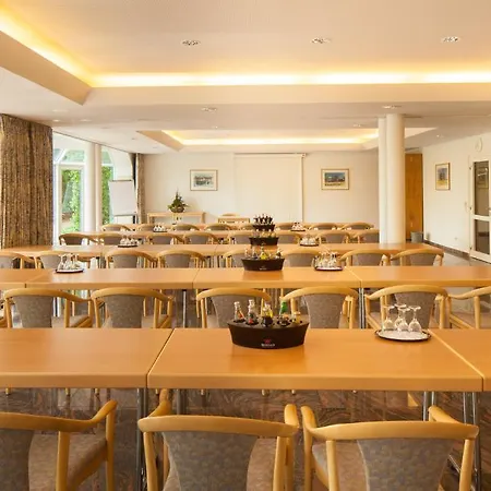 Hotel Heidehof Garni 4*