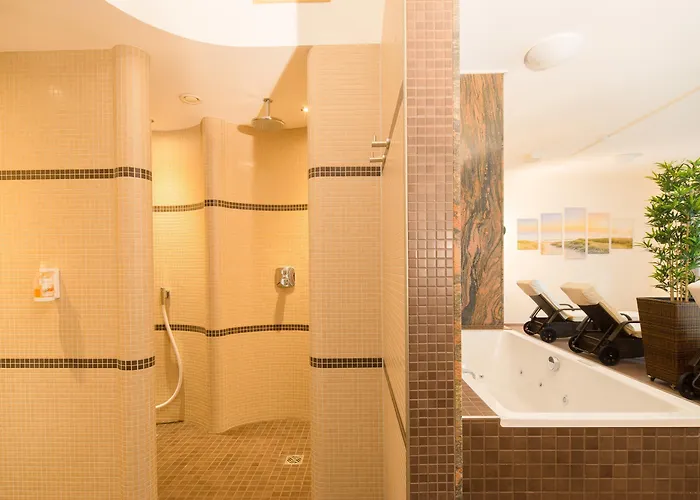 Heidehof Garni מלון Büdelsdorf